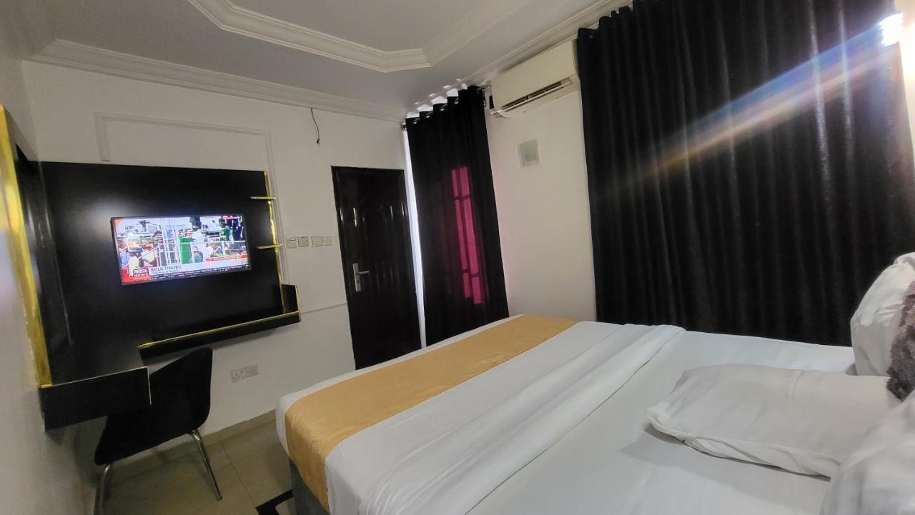 Palazzo Apartments Ikeja Bagian luar foto